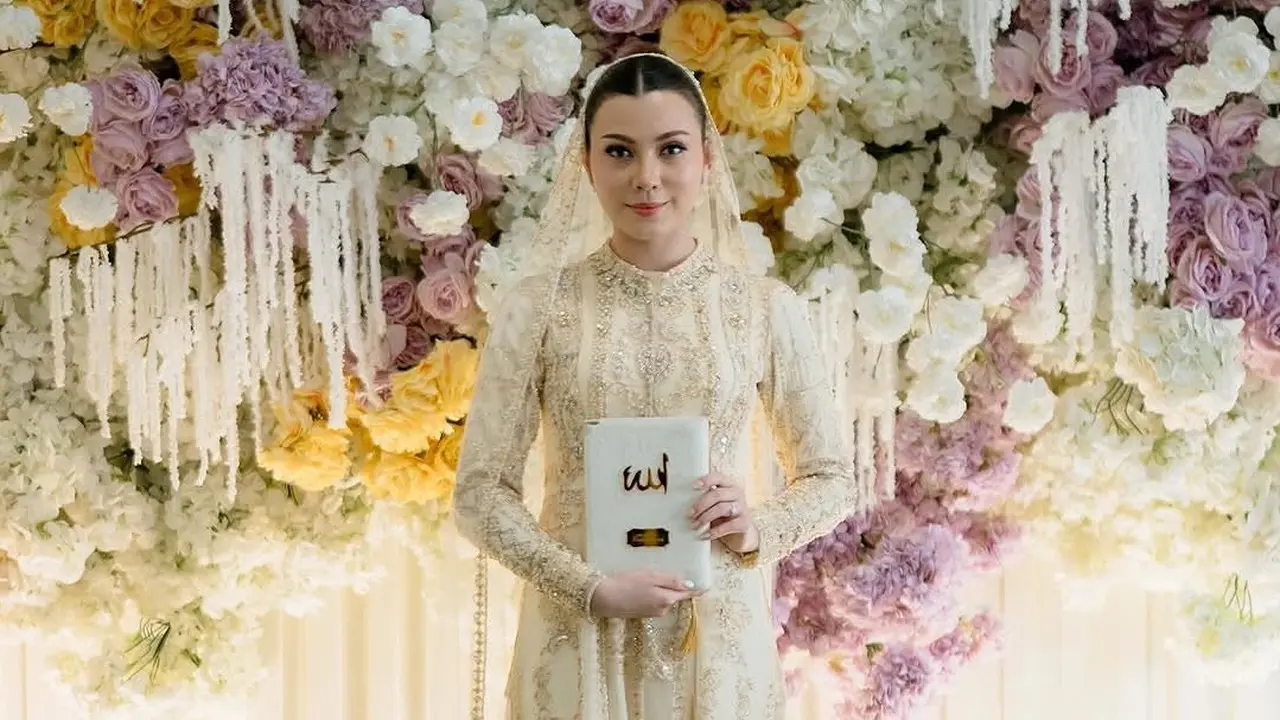 Anggun Berbalut Nuansa Pastel, Gaya Haviza Devi di Momen Pengajian Jelang Nikah Curi Perhatian