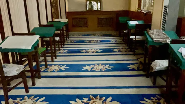 Area di dalam Masjid Dongsi, salah satu masjid tertua di Beijing, China