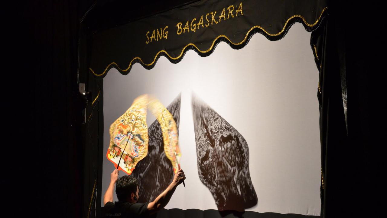 Pertunjukan Wayang di Argentina. (Dokumentasi KBRI Buenos Aires)