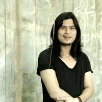 Meskipun belum memberi tahu judul album ke-2nya, Virzha mengatakan unsur cinta akan tetap hadir dari sudut pandang seorang laki-laki. Mengambil tema tersebut karena menurutnya cinta tak akan ada habisnya untuk dibicarakan. (Galih W.Satria/Bintang.com)