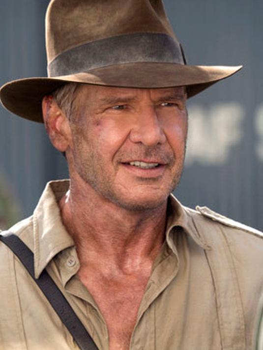 Pierce Brosnan Sampai Kevin Costner, Makin Produktif di ...