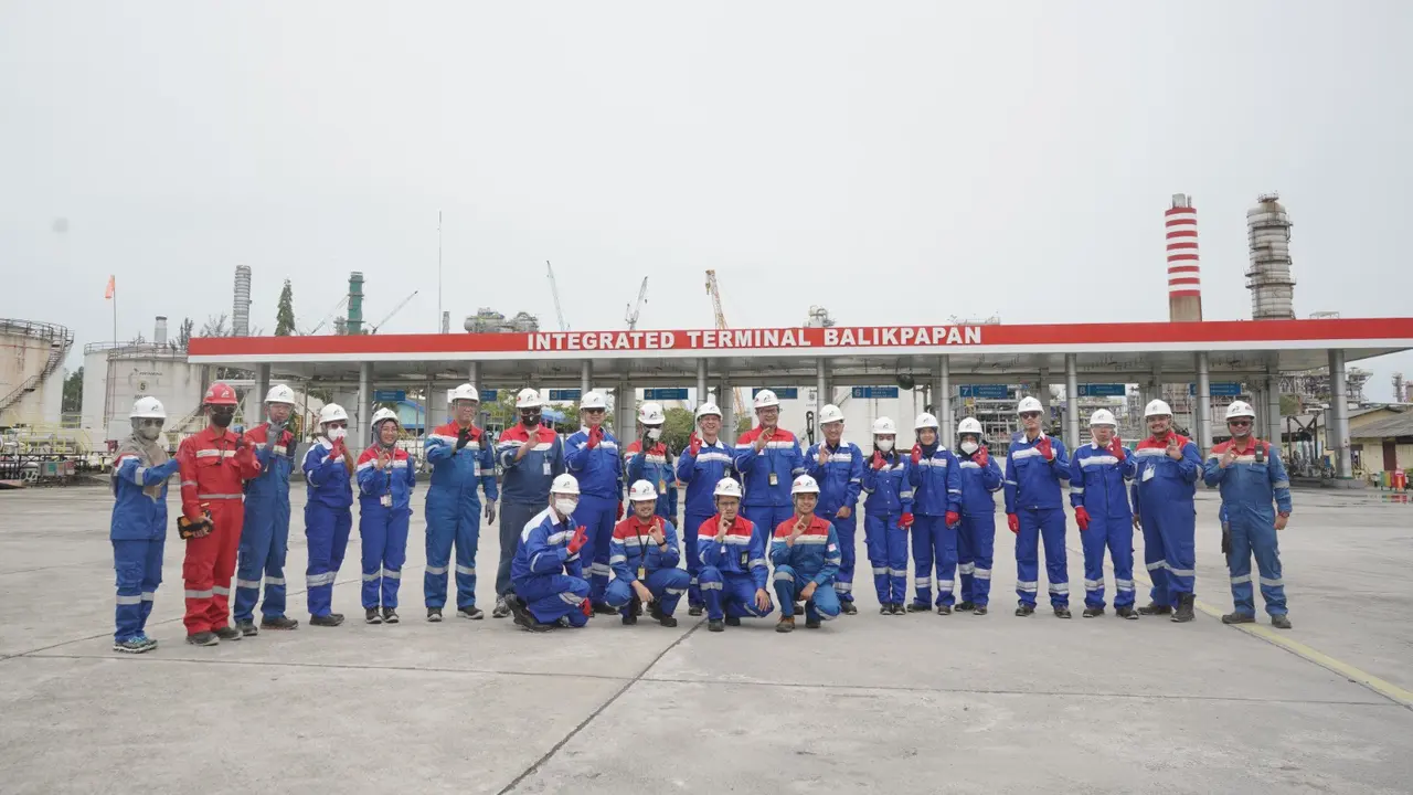 Badan Pengatur Hilir Minyak Gas & Bumi (BPH Migas) melakukan kunjungan kerja ke 2 unit Pertamina yang berada di Kota Balikpapan.