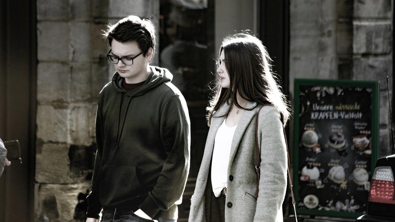 Ilustrasi minta maaf ke pasangan