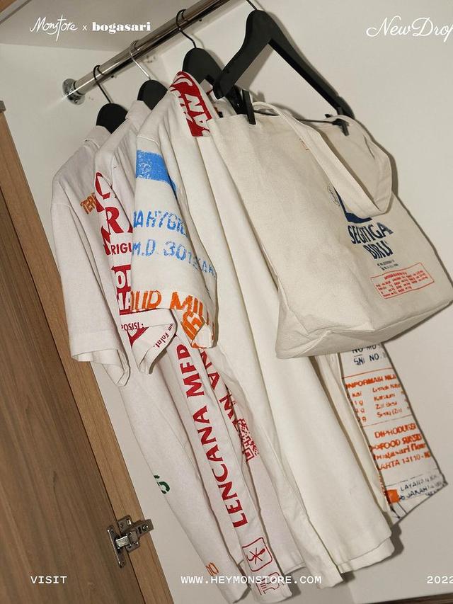 Uniknya Kolaborasi Brand Lokal dan Tepung Legendaris, Ada Kemeja hingga Tote Bag