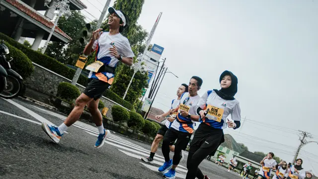 BRI Gencarkan Sport Tourism dan Pemberdayaan UMKM Lokal Lewat Dukungan di Purwokerto Half Marathon 2025