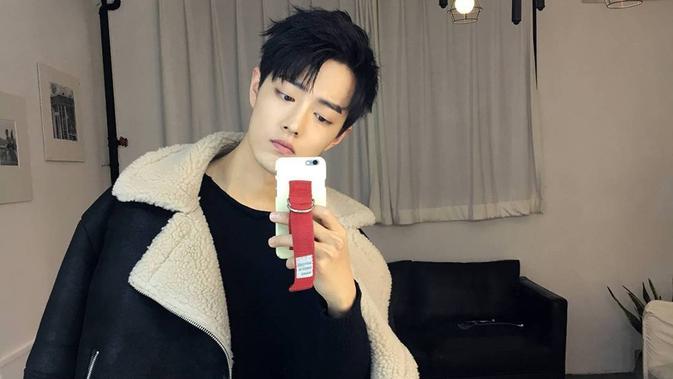 Inspirasi Gaya Keren Xiao Zhan Pria Paling Tampan Se Asia 2019 Lifestyle Liputan6 Com