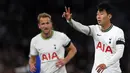Son Heung-min. Dalam 8 laga Liga Inggris 2022/2023, sayap kiri Korea Selatan berusia 30 tahun yang kini memasuki musim ke-8 membela Tottenham Hotspur ini telah mencetak 1 kali hattrick, yaitu pada pekan ke-8 saat menang 6-2 atas tamunya Leicester City (17/9/2022). Total ia baru mengemas 3 gol dan 1 assist di Liga Inggris musim ini. (AFP/Isabel Infantes)