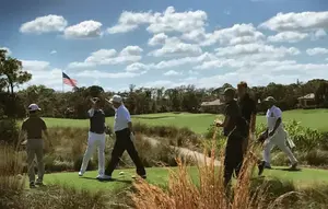 Main Golf, Trump Dikawal Sistem Rudal Avenger