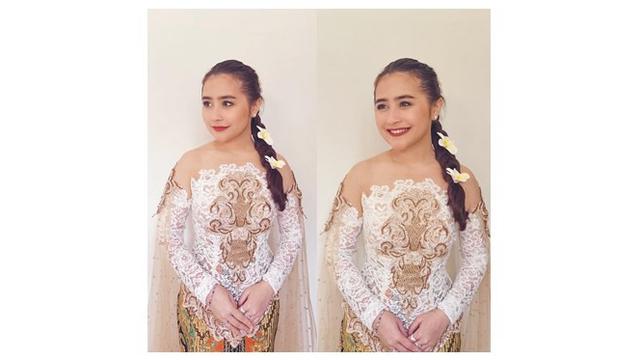 6 Pesona Prilly Latuconsina Pakai Kebaya, Makin Memesona