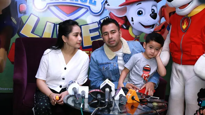 [Fimela] Raffi Ahmad dan Nagita Slavina