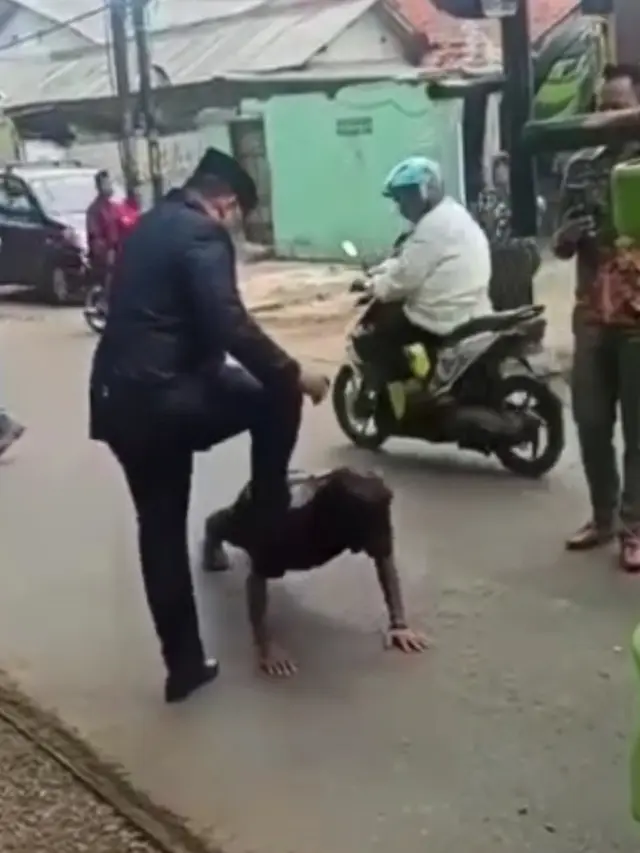 Viral Wakil Ketua DPRD Kota Depok Diduga Injak Sopir Truk