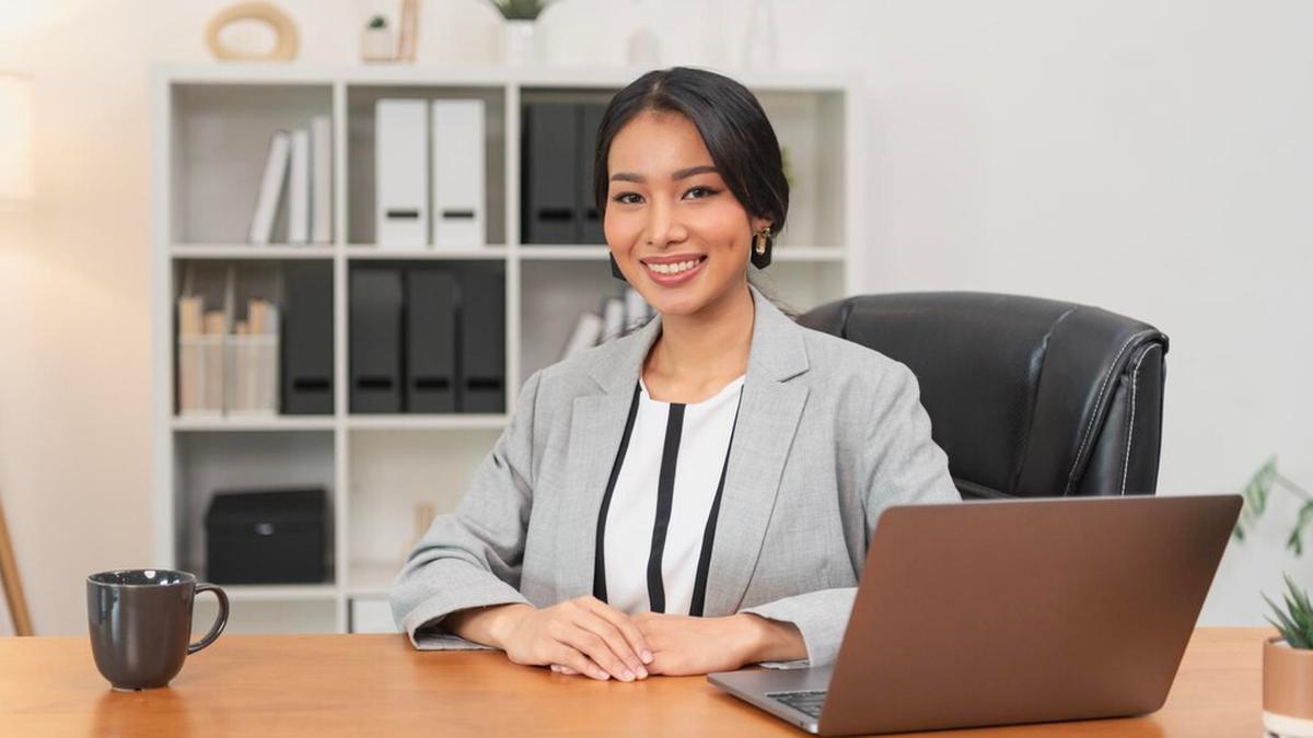 7 Kelebihan Introvert di Dunia Kerja, Keistimewan Diri untuk Mengembangkan Karier