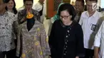 Sri Mulyani menjelaskan jalannya lelang barang pribadi milik pejabat.