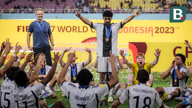 Foto: Momen Euforia Perayaan Gelar Pertama Timnas Jerman di Piala Dunia U-17, Stadion Manahan Jadi Saksi