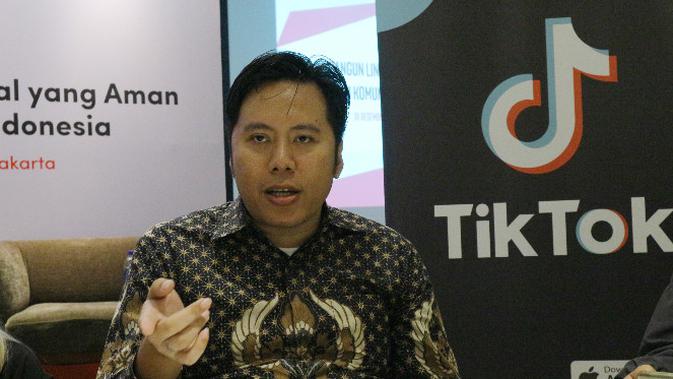 Kepala Kebijakan Publik TikTok untuk Indonesia, Malaysia, dan Filipina, Donny Eryastha dalam acara Diskusi Panel di Hotel Pullman, Jakarta, Selasa (18/12).
