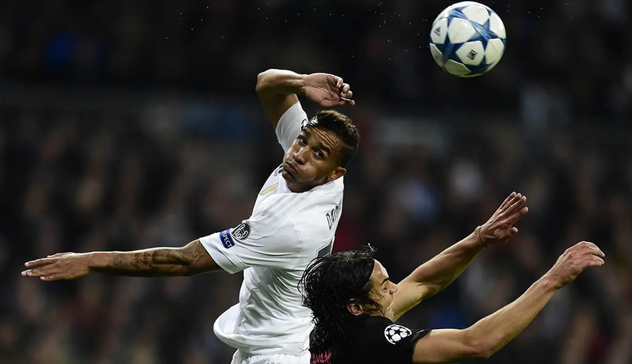 5. Danilo, bek sayap yang baru didatangkan Real Madrid dari Porto pada musim ini dengan harga 31,5 juta poundsterling. (AFP/Javier Soriano) 