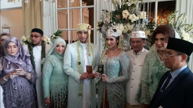 Mantan istri Tommy Kurniawan, Tania Nadira Resmi Menikah (Foto: Sapto Purnomo)