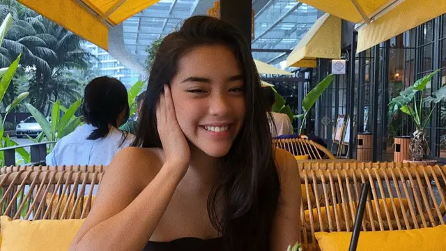 FOTO: Cantiknya Baila Fauri dengan Makeup Natural, Tetap Memesona