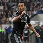 Pemain baru Chelsea, Pedro Rodriguez merayakan gol pada debutnya saat laga Liga Premier Inggris melawan WBA di Stadion The Hawthorns, Inggris, Minggu (23/8/2015). Pada laga itu Pedro menyumbang satu gol dan assist. (EPA/Will Oliver)