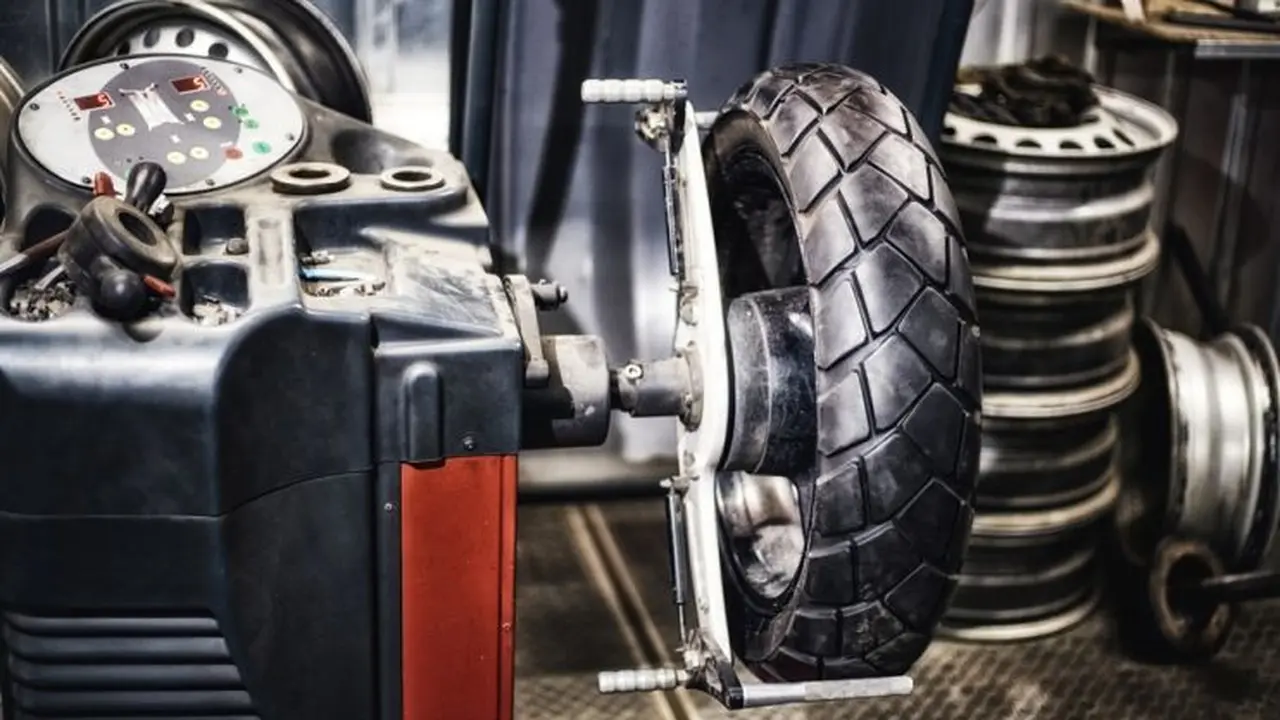 Pentingkah Balancing Ban Sepeda Motor? (Suzuki Indonesia)