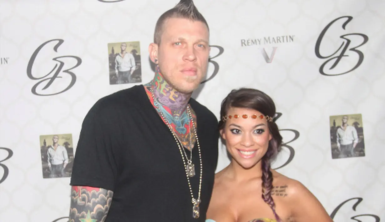 Tina Wiseman adalah pacar dari pebasket Chris “Birdman” Andersen (Instagram)