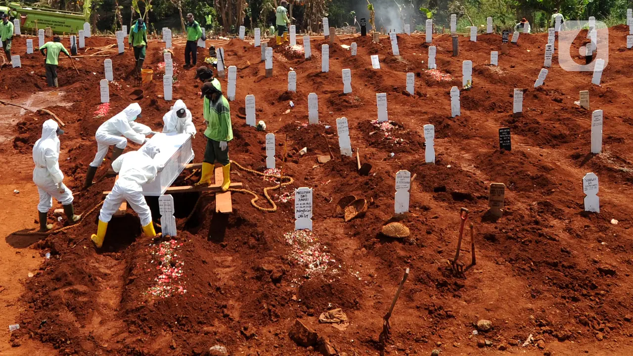 Lonjakan Pemakaman Korban Covid-19