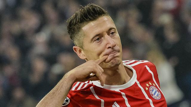 FOTO: Bayern Munchen Bungkam 10 Pemain Anderlecht