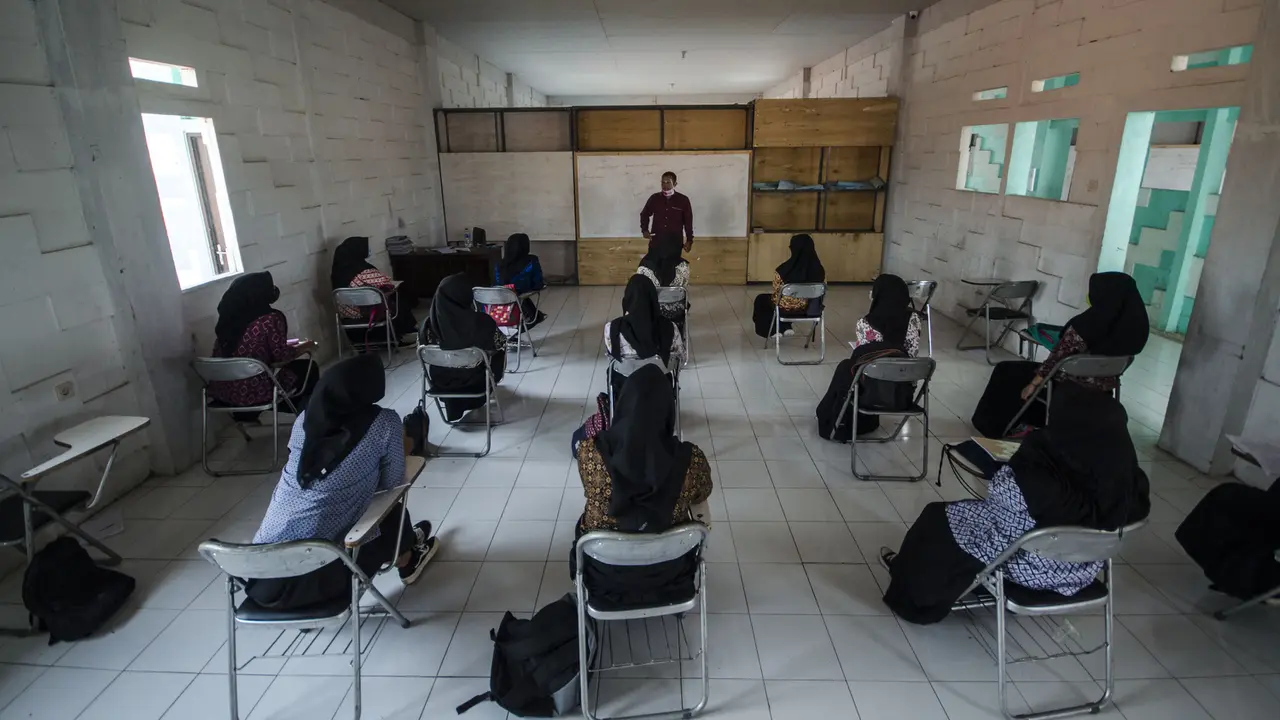 FOTO: Penerapan Pembelajaran Tatap Muka Sekolah di Bandung