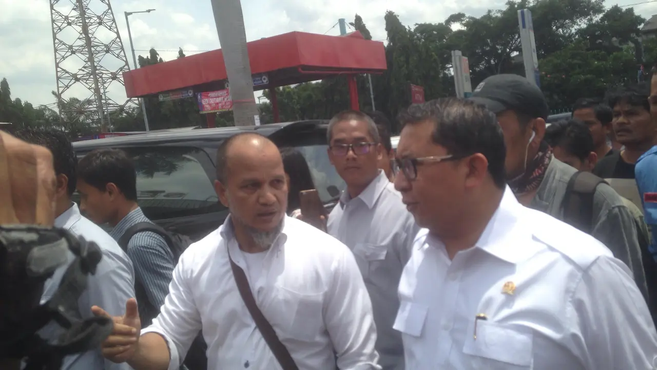 Fadli Zon menyambangi Pasar Senen