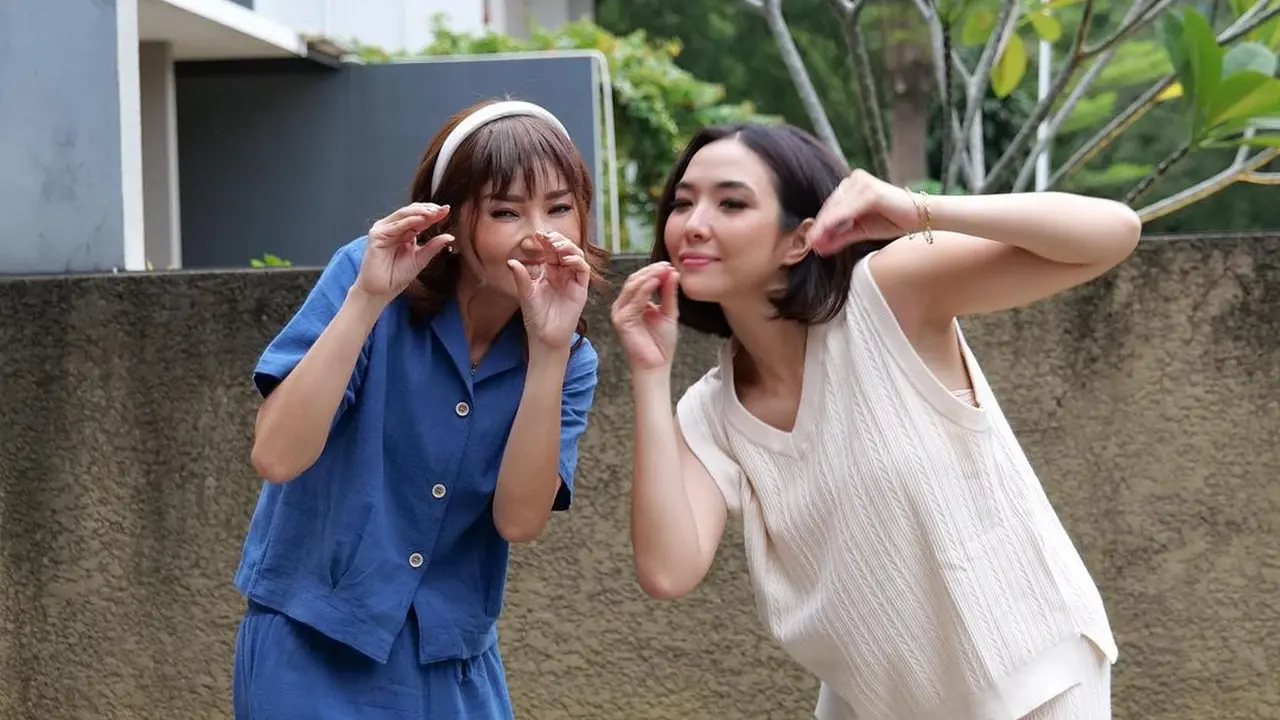 Gisel dan Sarwendah main bersama anak (Instagram/gisel_la)