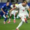 Dalam laga tersebut, Kane berhasil mencetak dua gol untuk The Three Lions. Gol pertamanya dicetak melalui tendangan penalti pada menit ke-12 melalui eksekusi tendangan penalti. (AFP/Paul Ellis)