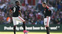 Anthony Martial dan Wayne Rooney (Reuters / Stefan Wermuth)