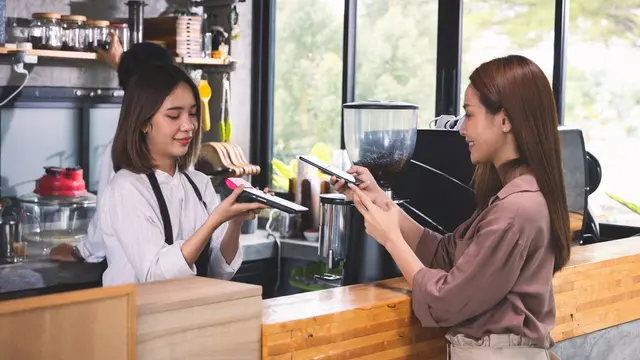 QRIS D-Bank PRO Bisa Pakai Kartu Kredit Danamon, Transaksi Makin Mudah Tanpa Takut Ganggu Cash Flow