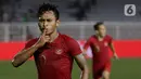 Striker Timnas Indonesia U-22, Osvaldo Haay, merayakan gol yang dicetaknya ke gawang Timnas Singapura U-22 dalam pertandingan Grup B SEA Games 2019 di Stadion Rizal Memorial, Manila, Kamis (28/11/2019). Indonesia menang dengan skor 2-0 atas Singapura. (Bola.com/M Iqbal Ichsan)