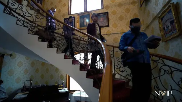 8 Potret Rumah Mewah Mertua Nikita Willy, Bangunannya Luas dan Megah Bak Istana