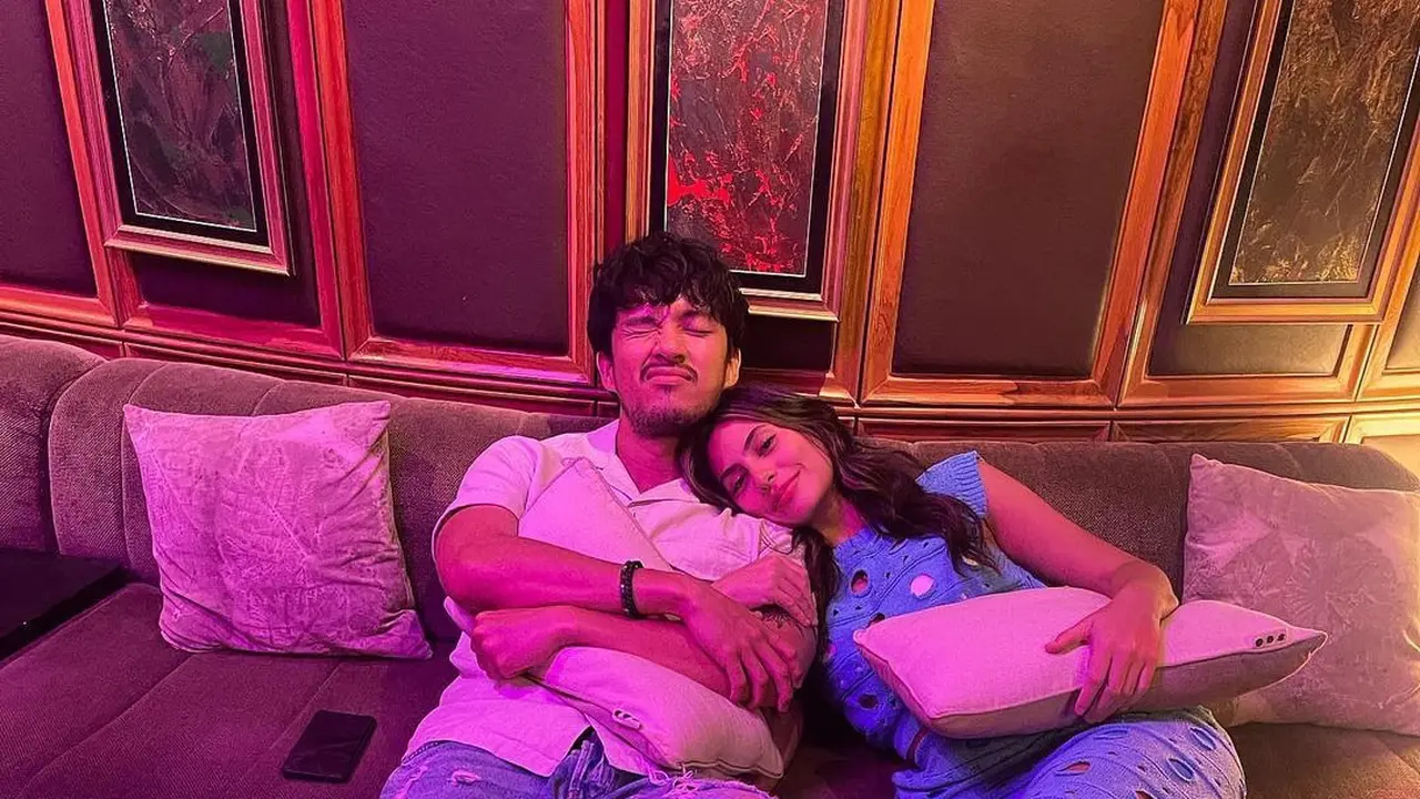 Potret kebersamaan Valerie Thomas dan Morgan Oey (Foto: Instagram valerieethomas)