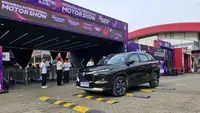 Mencoba Singkat Suzuki Grand Vitara di IIMS 2026, SUV Canggih yang Tetap Nyaman