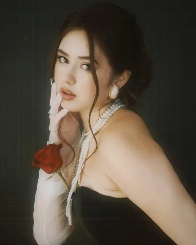 Sosok Vika Kolesnaya, model dan influencer Belarus yang jalin asmara dengan Billy Syahputra