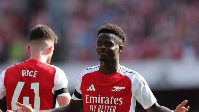 Selebrasi Bukayo Saka saat Arsenal melawan Wolverhampton di Liga Inggris 2024/2025