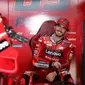 Kesialan pun menimpa Francesco Bagnaia yang akhirnya terjatuh di lap ke-4 hingga gagal menyelesaikan lomba. (AFP/Ronny Hartmann)