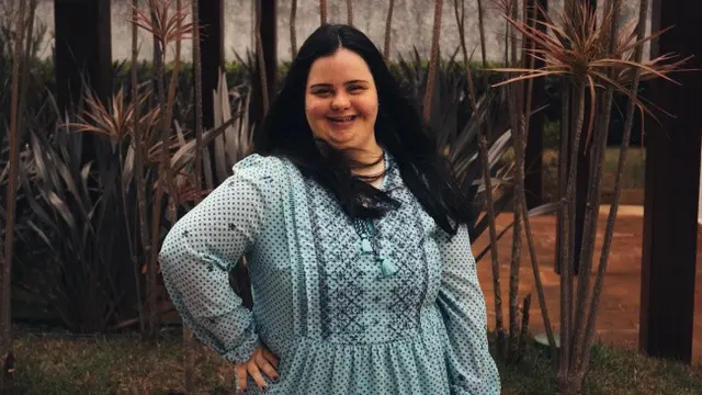 Ilustrasi Model Baju Tunik (Credit: Antonino Visalli/Unsplash)