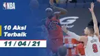 Berita video 10 aksi terbaik NBA kali ini salah satunya ada lay up cantik dari Bintang Golden State Warriors, Stephen Curry.