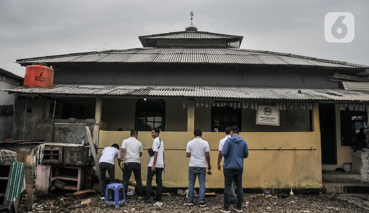 Permukiman ini berada di wilayah Pademangan Jakarta Utara yang berbatasan langsung dengan bantaran rel kereta api. (merdeka.com/Iqbal S. Nugroho)