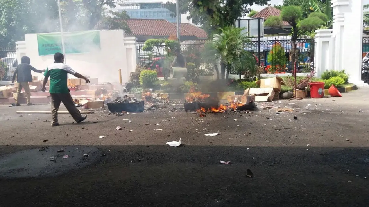 Ledakan di Kantor Kejari Makassar, 2 Orang Terluka