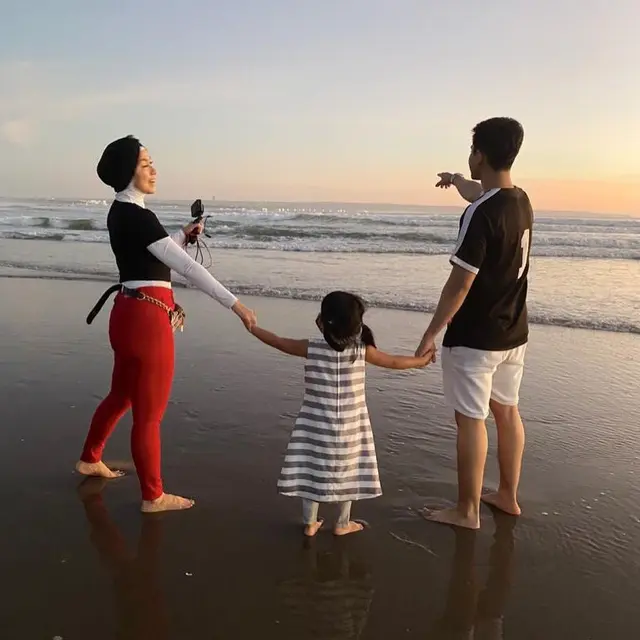 Momen liburan Venna Melinda di Bali. (Sumber: Instagram/vennamelindareal)