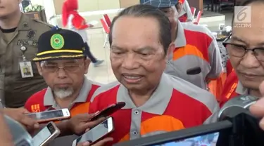 Komisi Pemberantasan Korupsi (KPK) menetapkan Wali Kota Mojokerto Mas'ud Yunus sebagai tersangka.