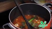 Resep membuat Sup Tomat. (foto: dok.Masak.tv/Henry)
