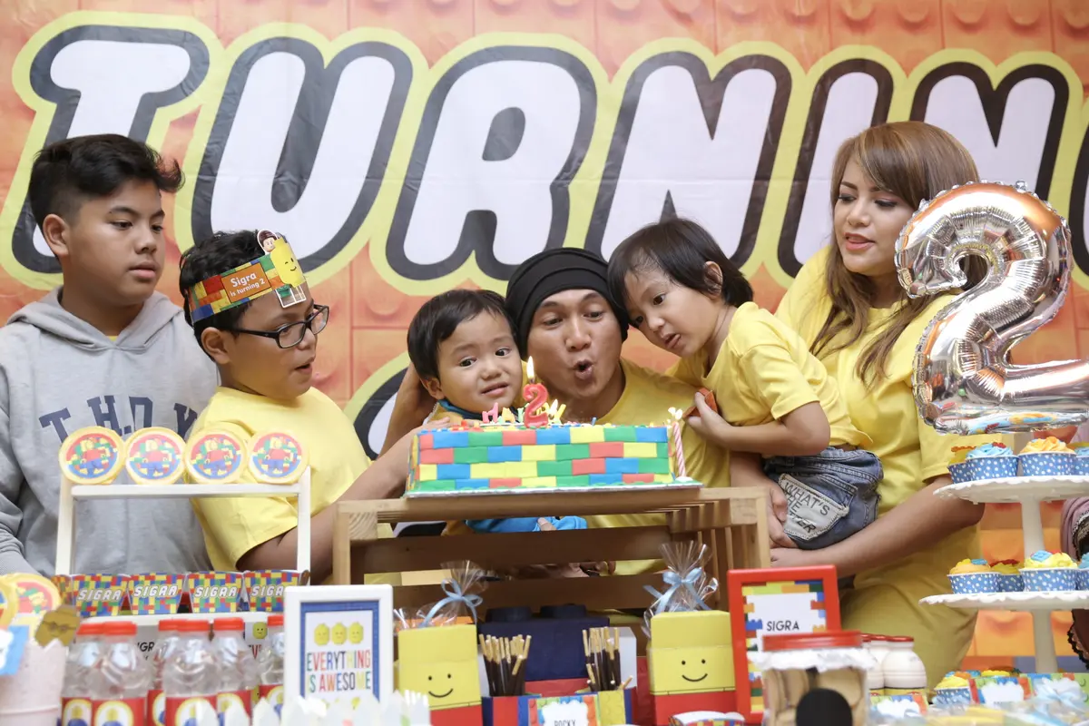 [Bintang] Anji dan Wina Natalia