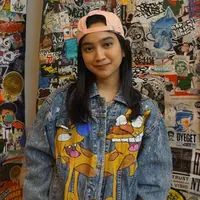 Bintang muda Rachel Amanda belakangan ini jarang terlihat di layar kaca, lantaran sibuk dengan urusan kuliahnya. Kembali muncul ke hadapan publik, ternyata wanita yang akrab disapa Manda ini punya cerita mengejutkan. (Instagram/auroramanda95)