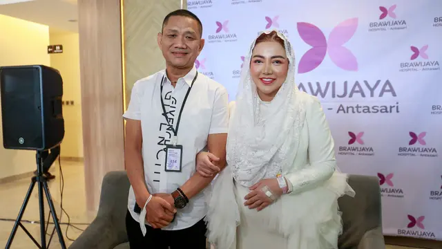 Bella Shofie saat memberikan keterangan pers di RS Brawijaya Women Hospital, Jumat (24/2/2023)